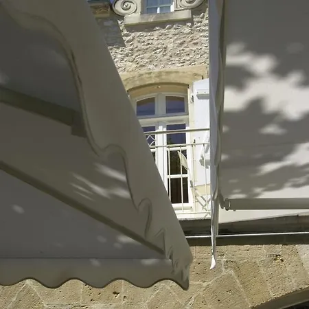 Hotel Clau Del Loup - Logis Anglars-Juillac