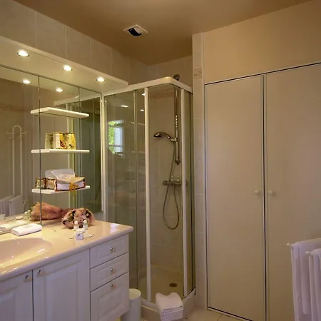 Clau Del Loup - Logis Hotel Anglars-Juillac