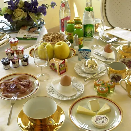 Clau Del Loup - Logis Hotel Anglars-Juillac